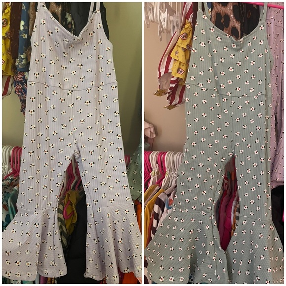 3T bell bottom wide flare rompers NWOT (2 rompers) - Picture 1 of 1